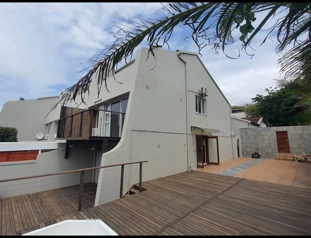 3 BEDROOM TOWNHOUSE FOR SALE IN UMHLANGA CENTRAL